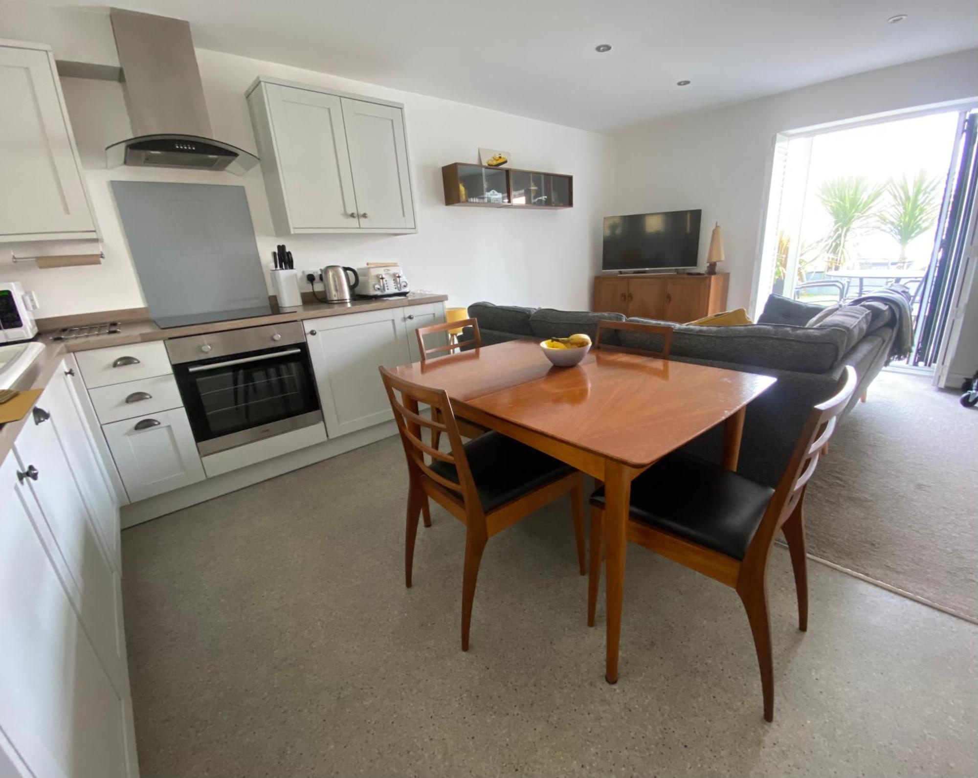 Retro Retreat, Sea View, Free Parking & Ev Plug-In Villa Whitby Exterior photo