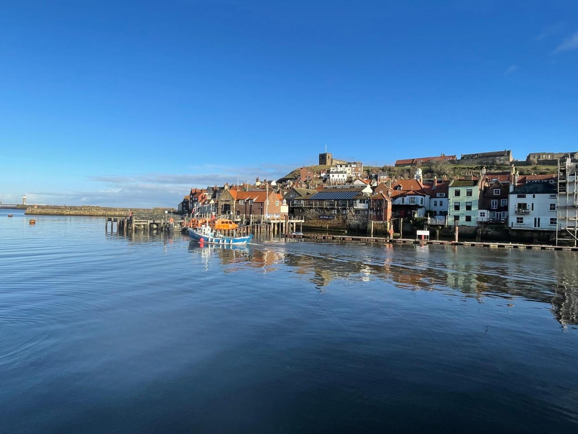 Retro Retreat, Sea View, Free Parking & Ev Plug-In Villa Whitby Exterior photo